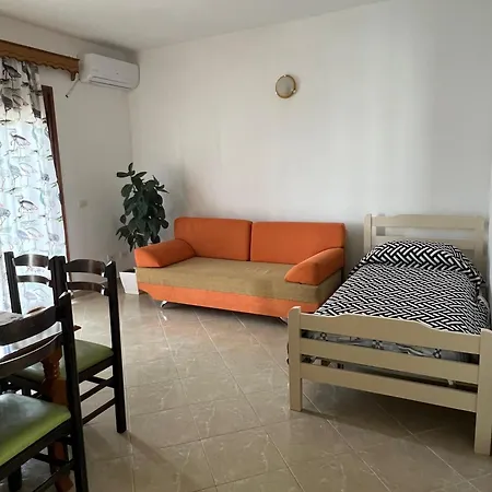 Apartamento Dario's 2 *