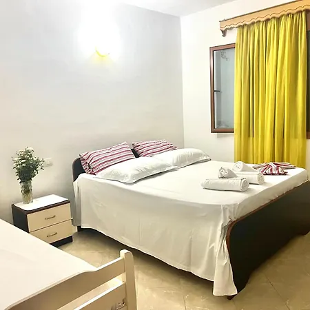 Dario's 2 Apartamento